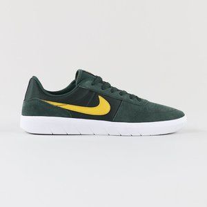 NEW Nike SB Charge Men's green & yellow sneakers